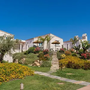 **** Hotel Cala Sinzias Włochy