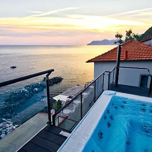 creuza-de-ma-riomaggiore.hotelitalianriviera.com/